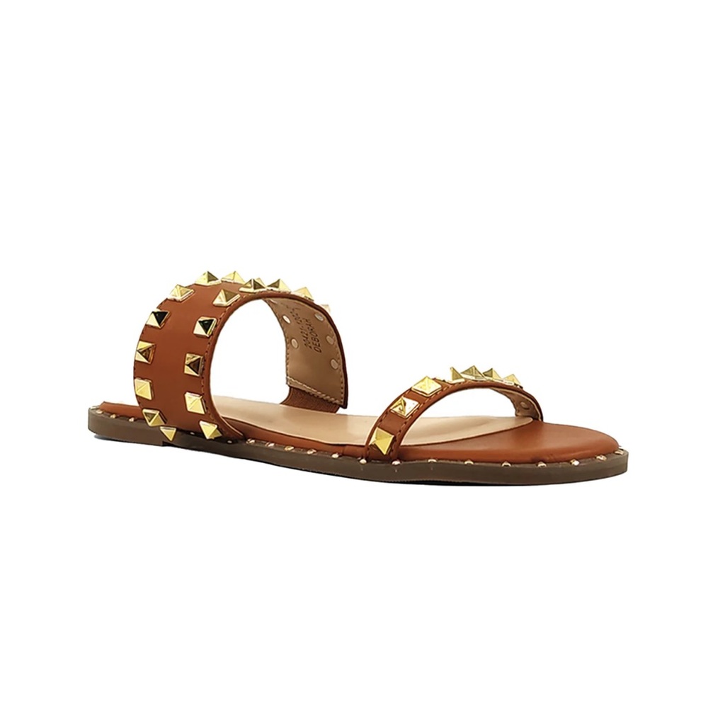 NWT brown leather flat